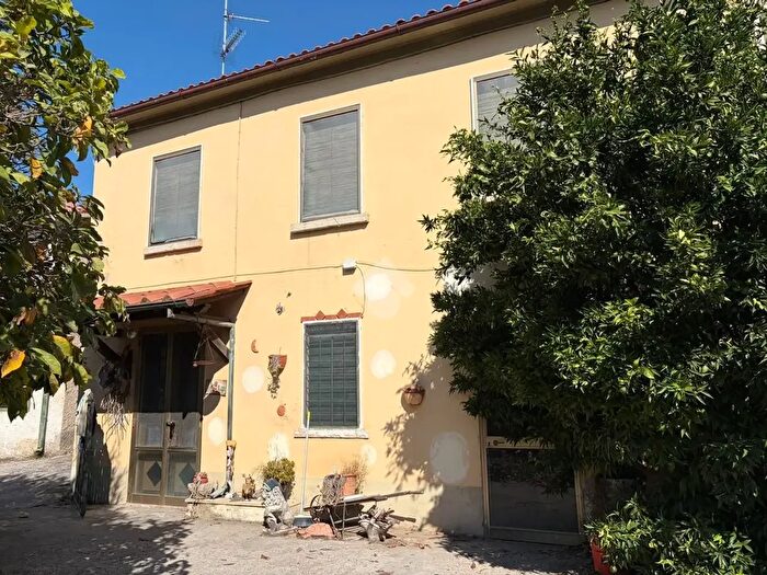 Casa trilocale in vendita in Via Gambacorti, Vecchiano