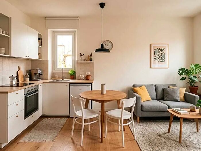 Appartamento in vendita in Via Valera, Garbagnate Milanese