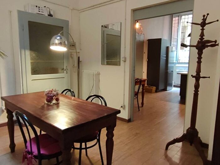 Appartamento trilocale in affitto in Via Castiglione, Santo Stefano, Bologna