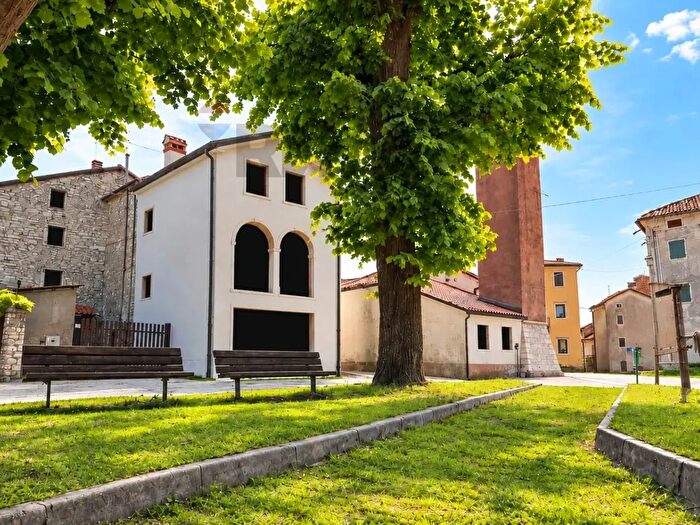Casa con 5 locali in vendita in Lusiana Conco