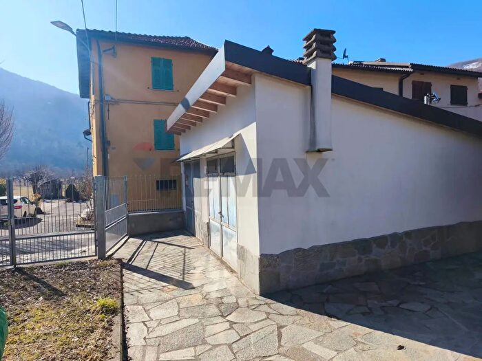 Case in Vendita e in Affitto - 2