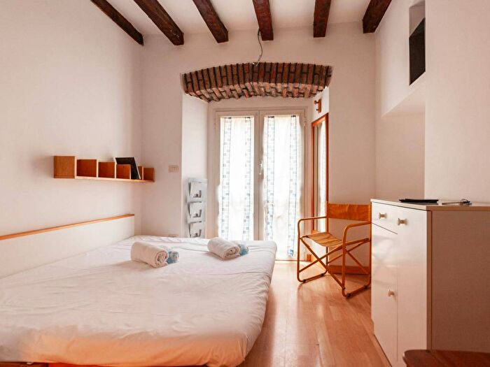 Appartamento monolocale in affitto in Via Felice Casati, Buenos Aires, Milano