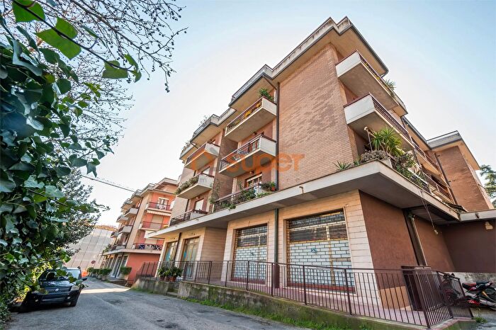 Appartamento quadrilocale in vendita in Via San Bartolomeo Perugia Pg, Perugia