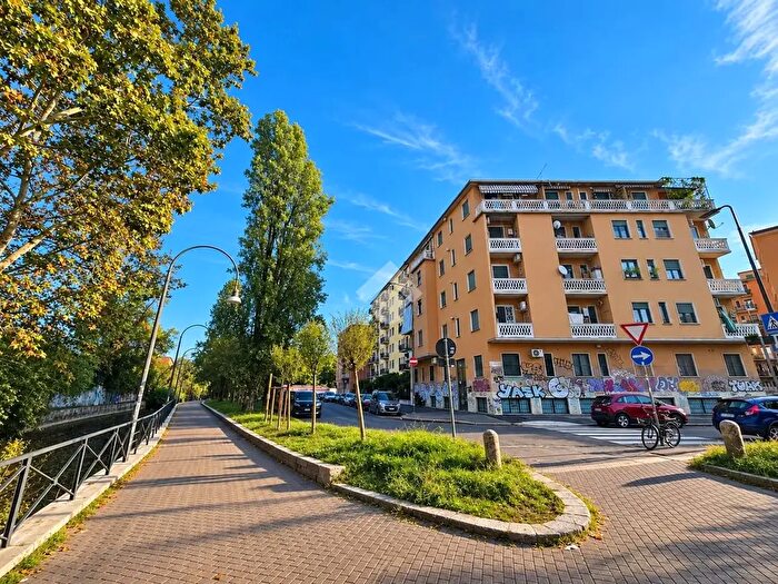 Appartamento bilocale in affitto in Via Tofane, Milano