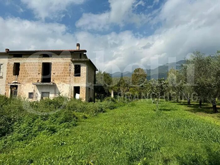 Casa quadrilocale in vendita in Via M Vergini Snc, Alife