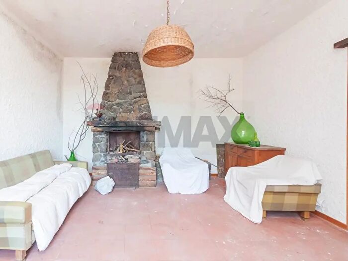 Casa con 6 locali in vendita in Via Tarderia, Pedara