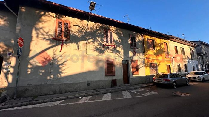 Appartamento bilocale in vendita in Via Diaz, San Giorgio Su Legnano