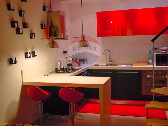 Appartamento bilocale in vendita in Via Madonna, Cambiago