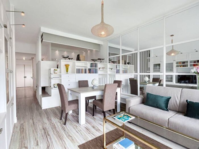 Appartamento trilocale in affitto in Piazza Angelina Lauro, Sorrento