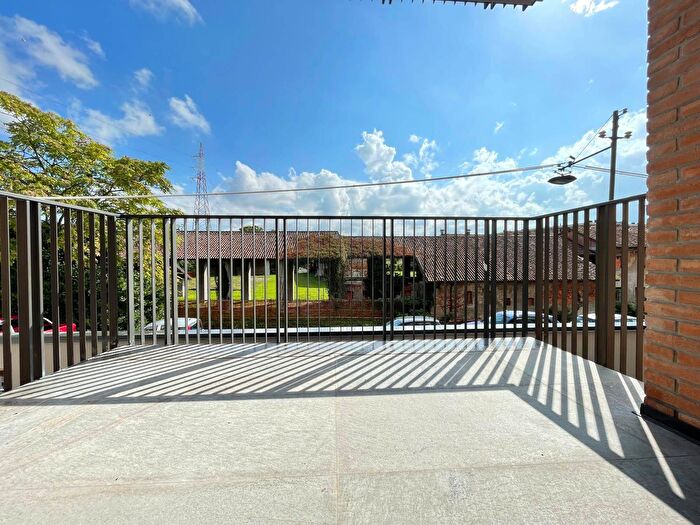 Appartamento quadrilocale in vendita in Via Cortina dAmpezzo, Milano