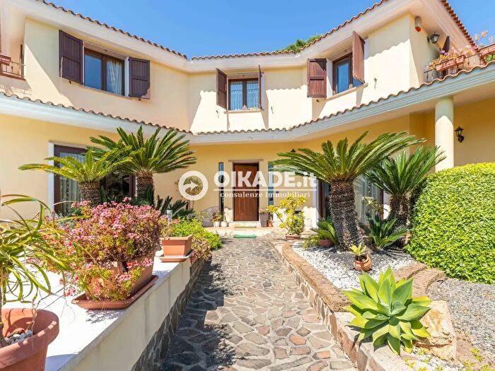 Casa quadrilocale in vendita in Strada, Capoterra