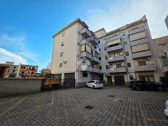 Appartamento quadrilocale in vendita in Vico Ciccarello, Reggio Calabria