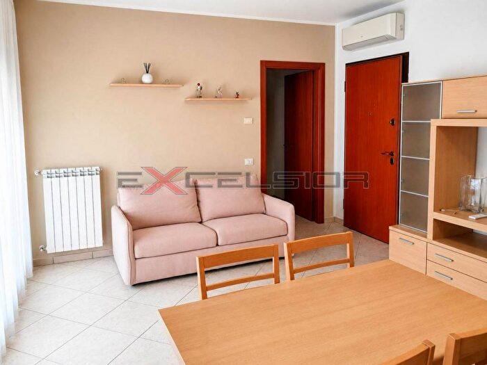 Appartamento bilocale in affitto in Corso Giuseppe Mazzini, Centro, Adria