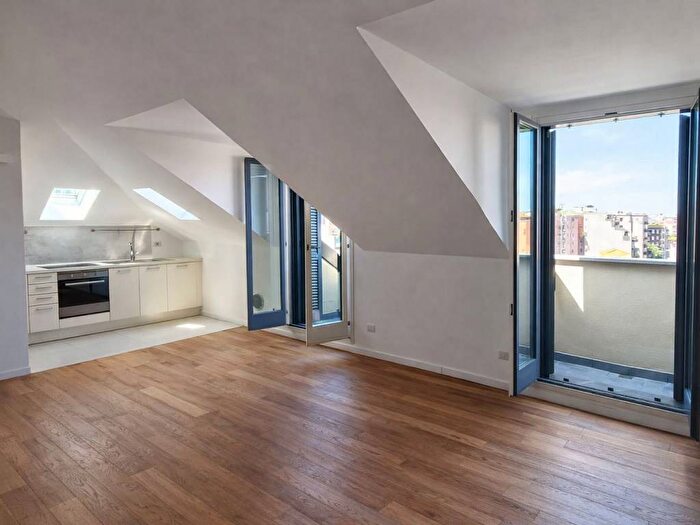 Appartamento bilocale in affitto in Via Crema, Porta Romana Medaglie d'Oro, Milano