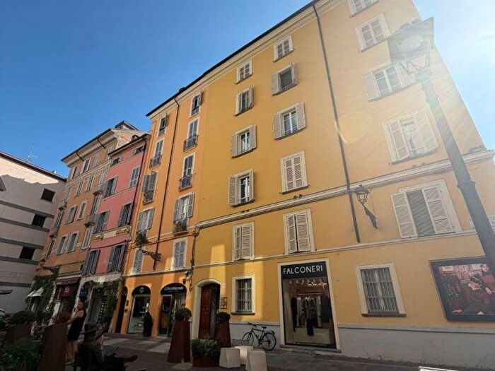 Appartamento bilocale in affitto in Piazza Cesare Battisti, Centro Storico, Parma