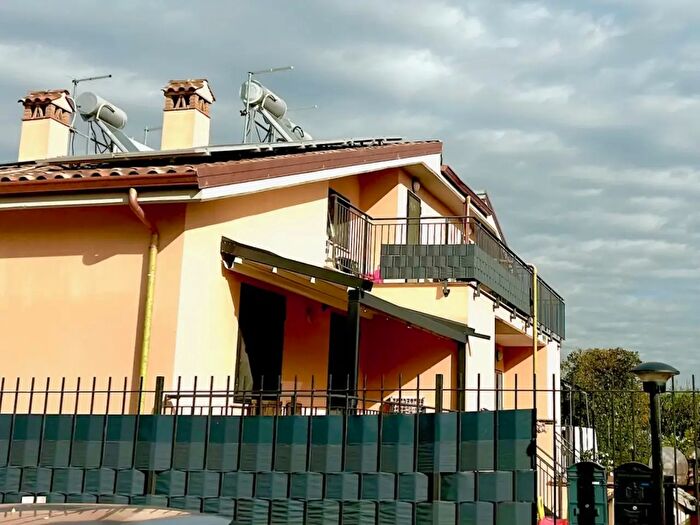 Casa bilocale in vendita in Via Ittiri, Roma