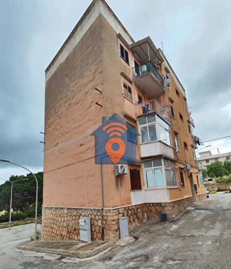Appartamento con 5 locali in vendita in Piazzale Risorgimento Castelvetrano, Castelvetrano