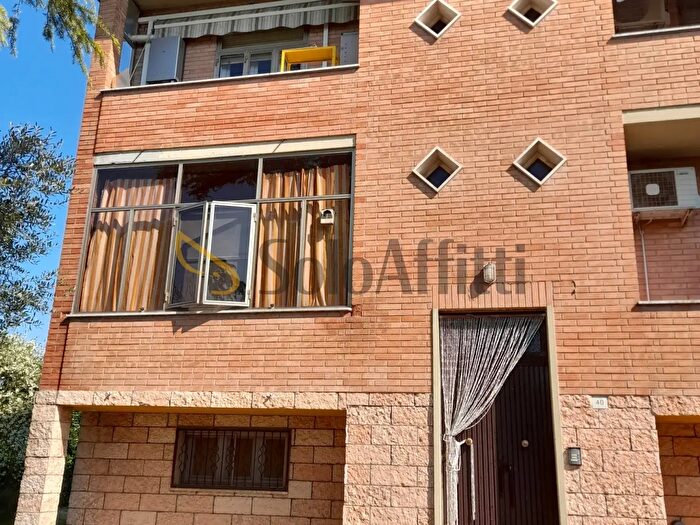 Appartamento trilocale in affitto in Via Vallalbana, Ferrara