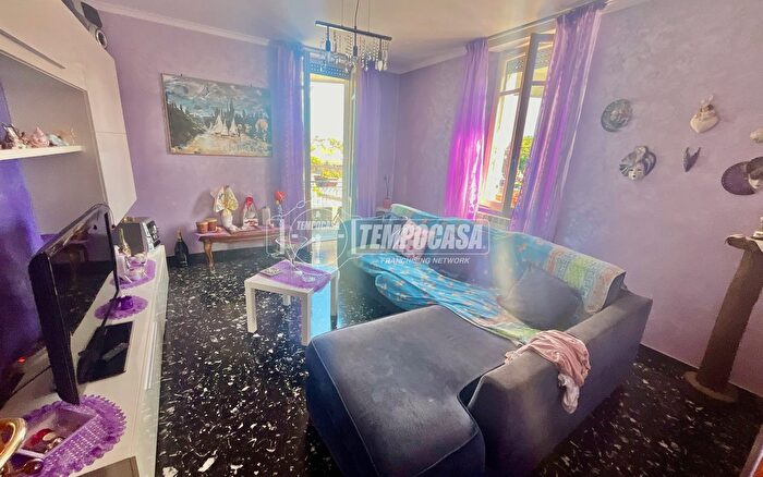 Appartamento con 5 locali in vendita in Via Aterno, Pescara