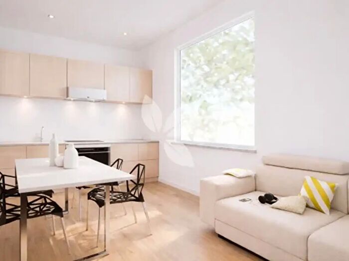 Appartamento trilocale in vendita in Viale Vittoria, Parma