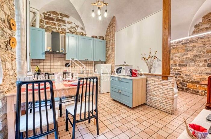 Appartamento monolocale in vendita in Vicolo Maimone, Sanremo