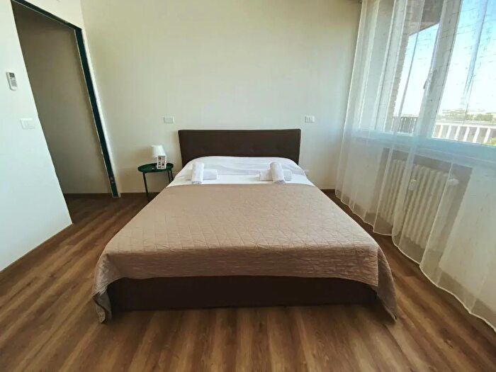 Appartamento con 8 locali in vendita in Piazzale della Stazione, Padova