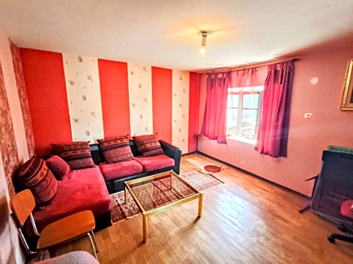 Casa con 5 locali in vendita in Frazone Argnod, Quart