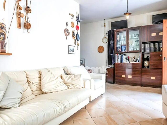 Casa con 6 locali in vendita in Via del Bosco, Mascalucia