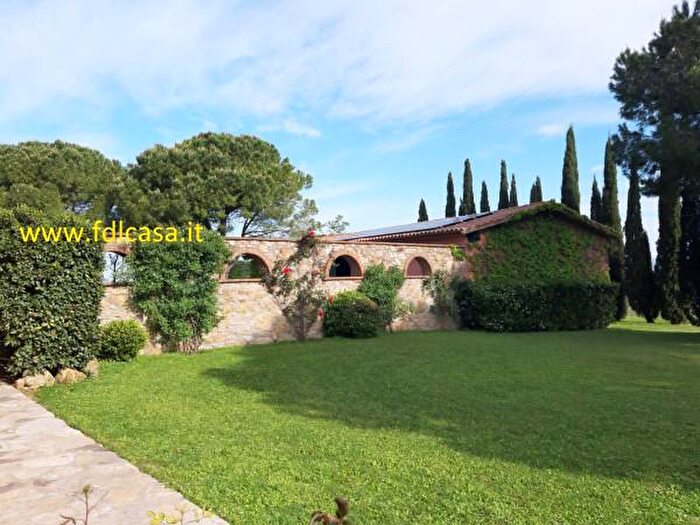 Casa con 6 locali in vendita in Via San Rocco, Crespina Lorenzana