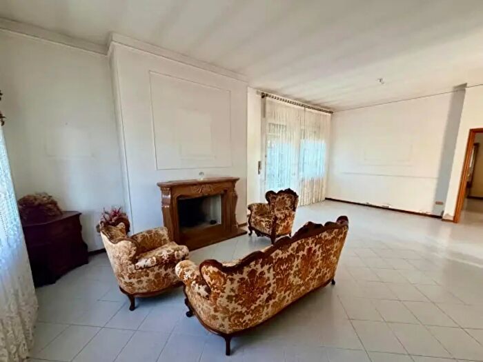 Casa con 6 locali in vendita in Via Caorsana, Caorso