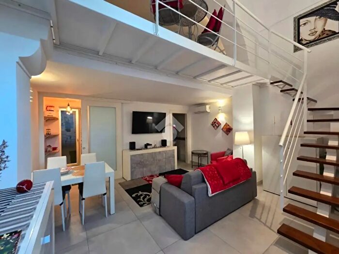 Casa bilocale in vendita in Via Duca d'Aosta, Lecce