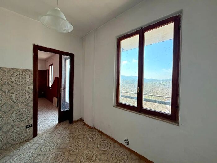 Appartamento quadrilocale in vendita in Viale Europa, Sassello