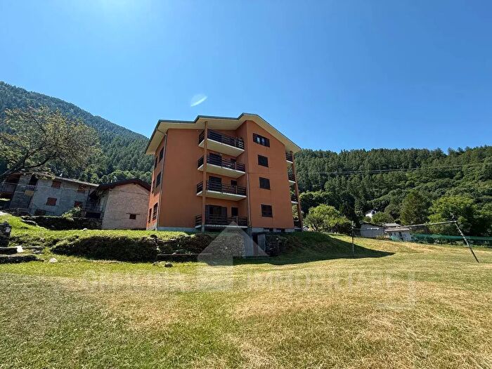 Appartamento bilocale in vendita in Sueglio