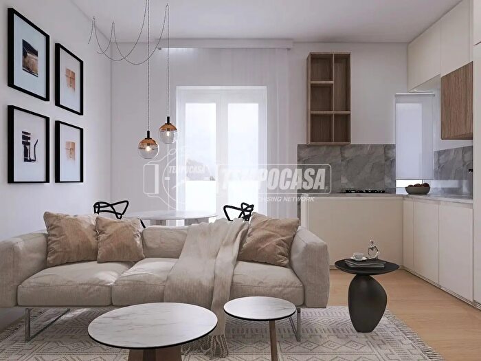 Appartamento bilocale in vendita in Viale Legioni Romane, Milano