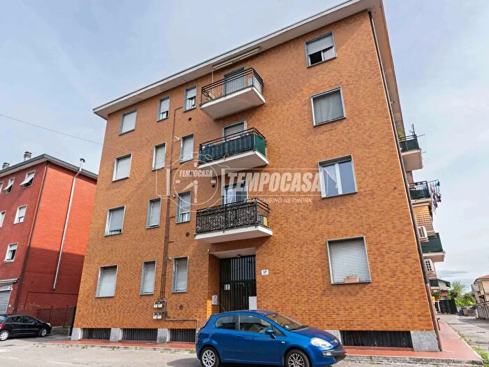 Appartamento bilocale in vendita in Via Carlo Porta, Solaro