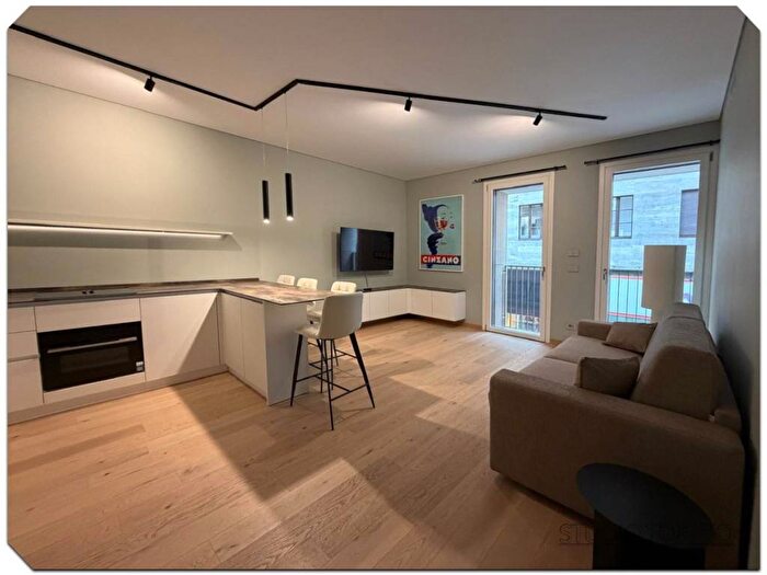 Appartamento bilocale in affitto in Via Luigi Lagrange, Via Roma, Torino