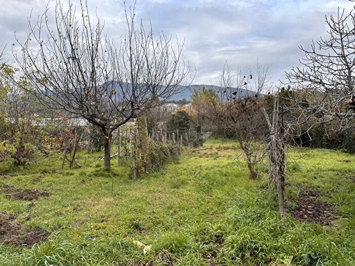 Appartamento trilocale in vendita in Via Emilia, Terni