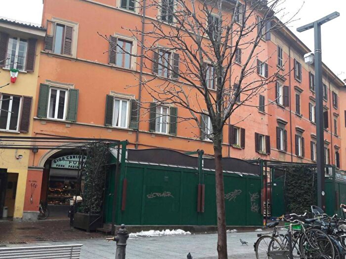 Appartamento monolocale in affitto in Piazza Aldrovandi, Centro Storico, Bologna