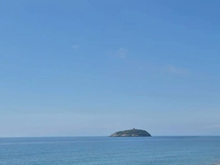 Appartamento quadrilocale in vendita in Contrada Pietra Rossa, Diamante