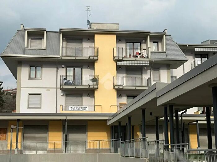 Appartamento trilocale in affitto in Via Giacomo Matteotti, Lanzo Torinese