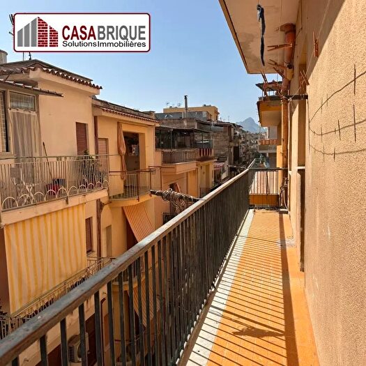 Appartamento trilocale in vendita in Bagheria