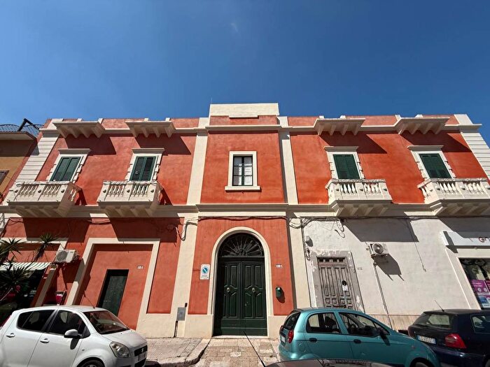 Appartamento con 6 locali in affitto in Via Gian Giacomo Russo, Centro, Gallipoli