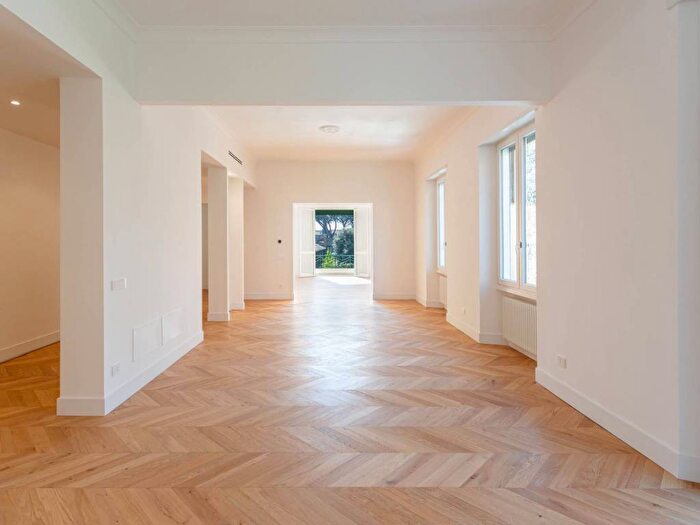Appartamento con 6 locali in affitto in Via Alfonso Ciacconio, Aventino, Roma