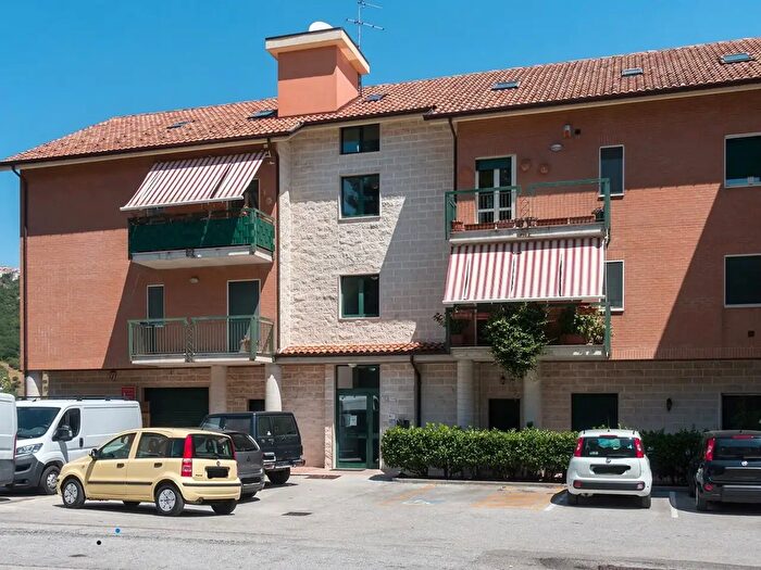 Appartamento quadrilocale in vendita in Via Roma Snc, Mirabello Sannitico