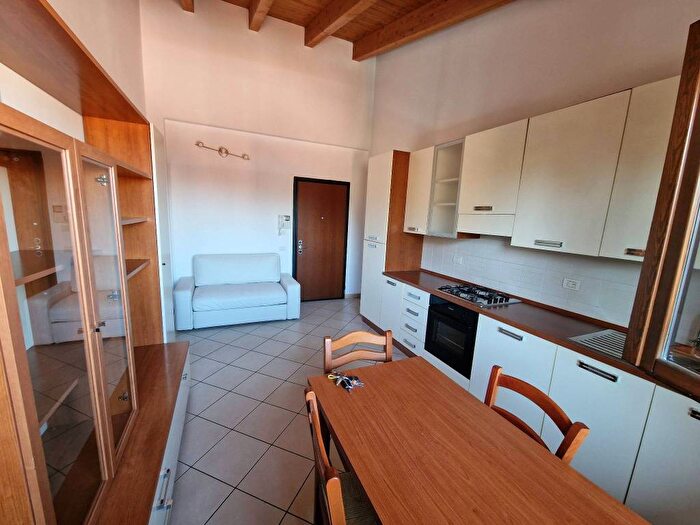 Appartamento bilocale in affitto in Via Carroccio, Consonno Bivio, Seregno