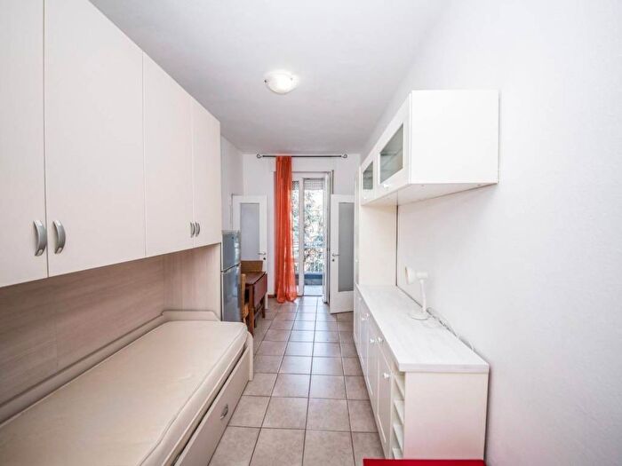 Appartamento monolocale in affitto in Via Palmi, Baggio, Milano
