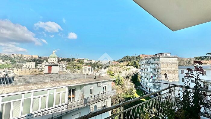 Appartamento quadrilocale in vendita in Corso Corso Amedeo di Savoia, Napoli