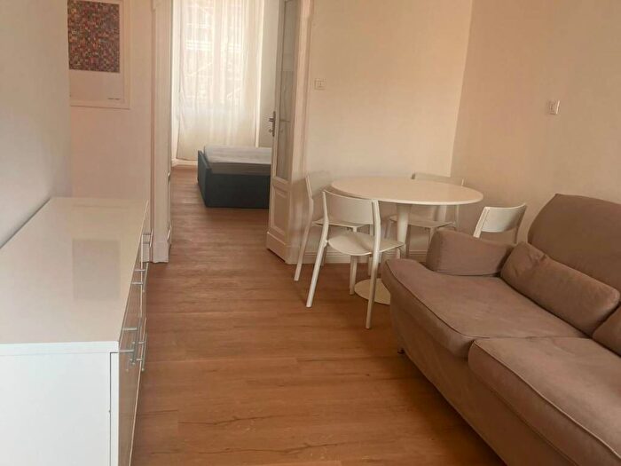 Appartamento trilocale in affitto in Via Maddalena Donadoni Giudice, Bovisa, Milano