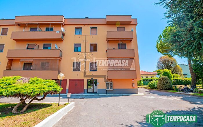 Appartamento trilocale in vendita in Via Verona, Dresano