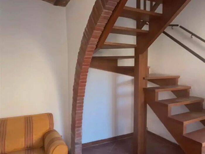Casa quadrilocale in vendita in Ziano Piacentino